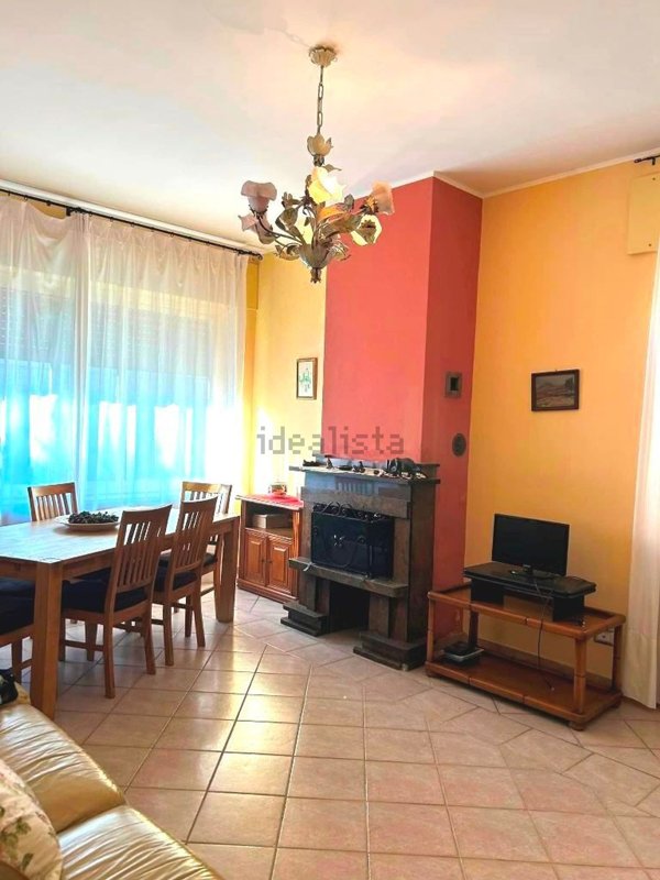 casa indipendente in vendita a Verbania in zona Intra