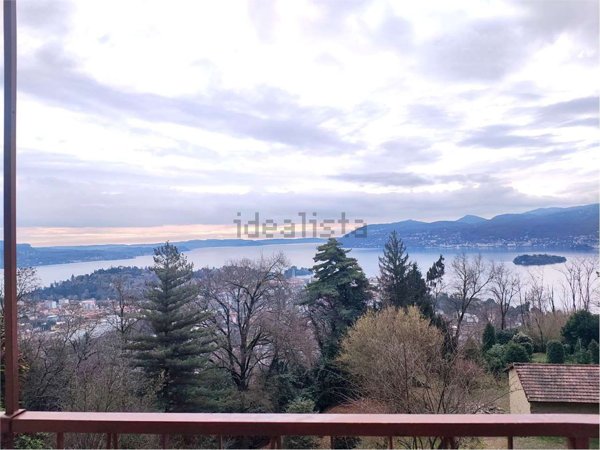 casa indipendente in vendita a Verbania