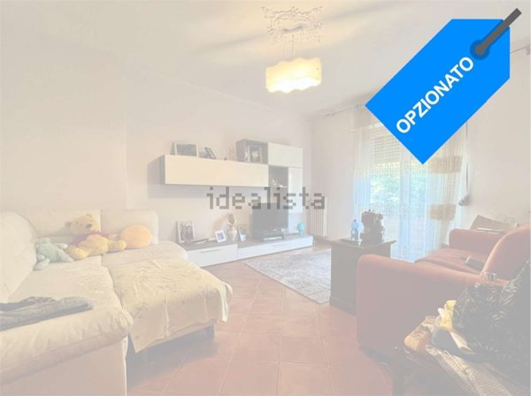 appartamento in vendita a Verbania in zona Renco