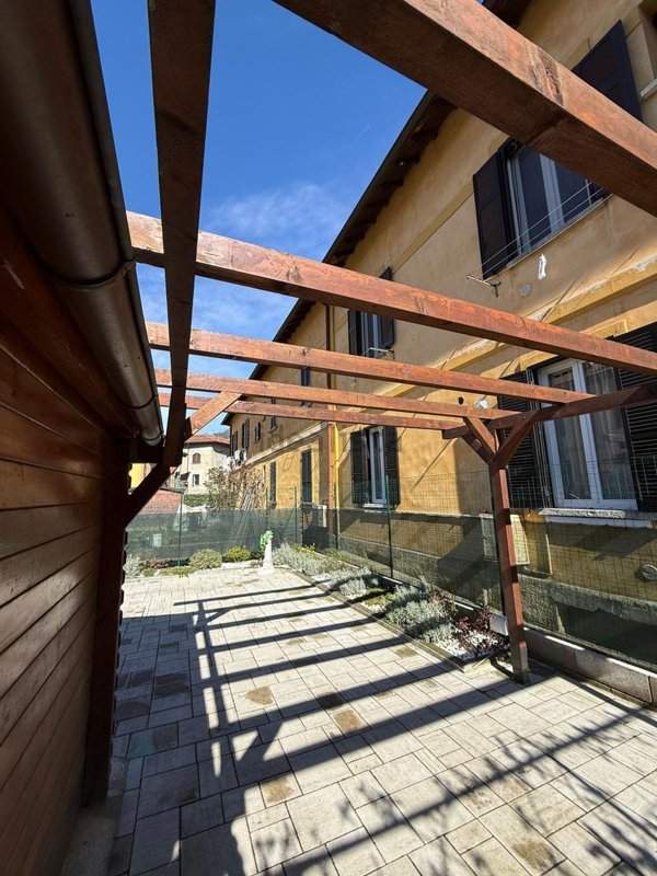 appartamento in vendita a Verbania in zona Trobaso