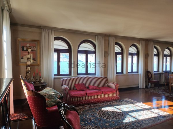 appartamento in vendita a Verbania in zona Pallanza