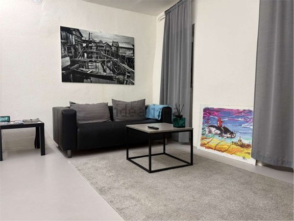 appartamento in vendita a Verbania in zona Suna