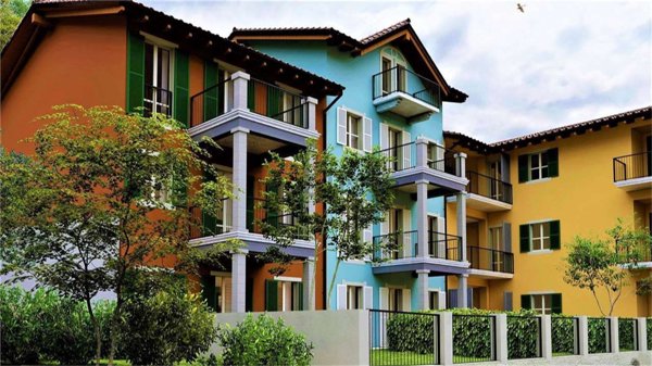 appartamento in vendita a Verbania in zona Suna