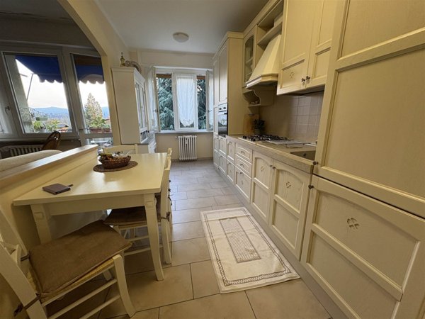 appartamento in vendita a Verbania in zona Intra