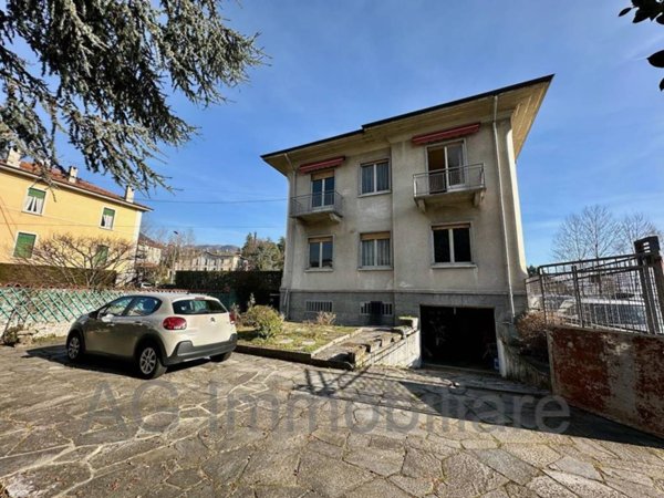 casa indipendente in vendita a Verbania in zona Intra