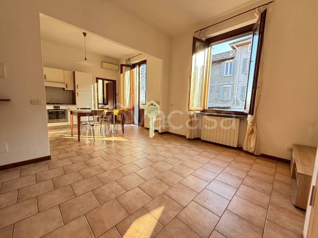 appartamento in vendita a Verbania in zona Intra