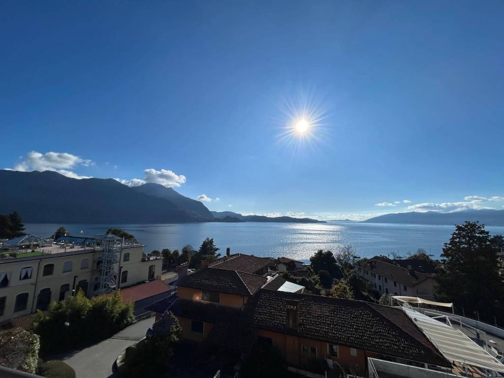 appartamento in vendita a Verbania in zona Intra