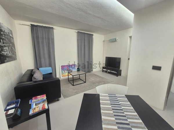 appartamento in vendita a Verbania in zona Suna