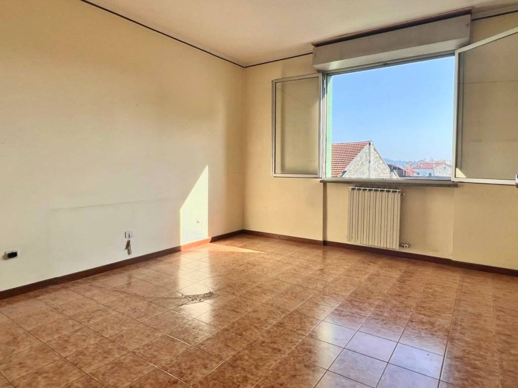 appartamento in vendita a Verbania in zona Sant'Anna