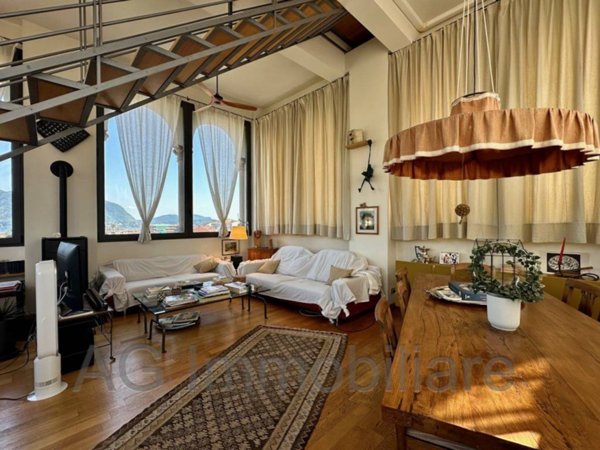 appartamento in vendita a Verbania in zona Intra