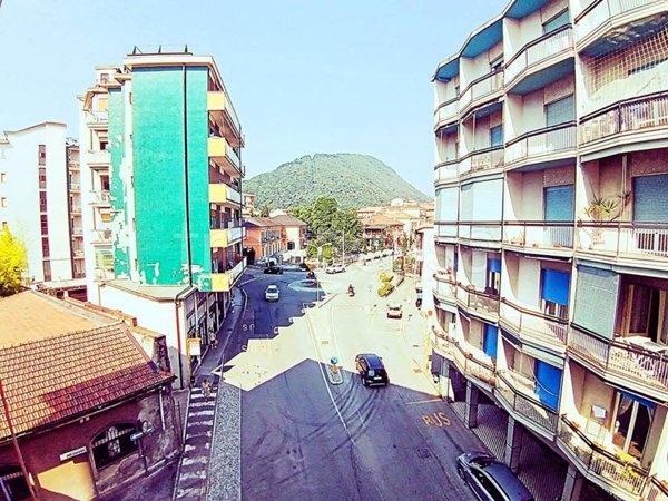 appartamento in vendita a Verbania in zona Intra