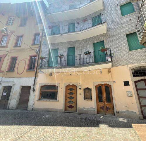 negozio in vendita a Verbania in zona Intra