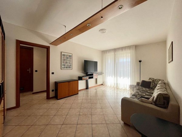 appartamento in vendita a Verbania in zona Sant'Anna