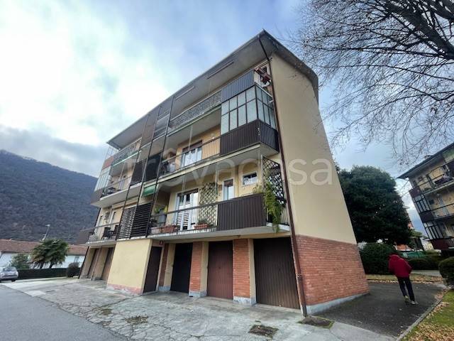 appartamento in vendita a Verbania in zona Intra