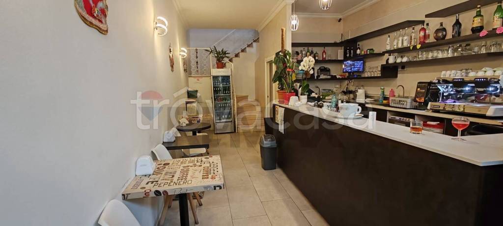 negozio in vendita a Verbania in zona Pallanza