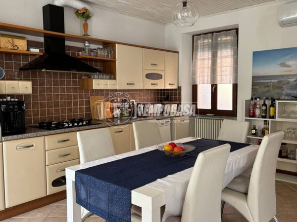 appartamento in vendita a Verbania in zona Intra