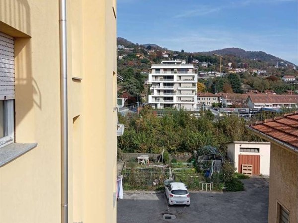 appartamento in vendita a Verbania in zona Intra