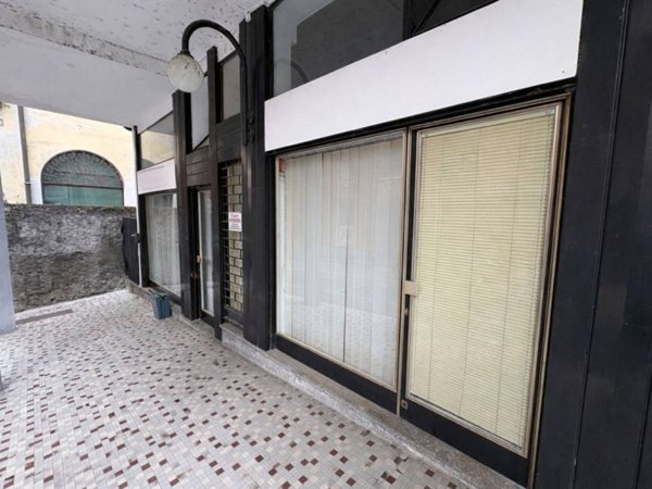 negozio in vendita a Verbania in zona Pallanza