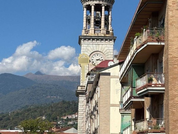 appartamento in vendita a Verbania in zona Intra