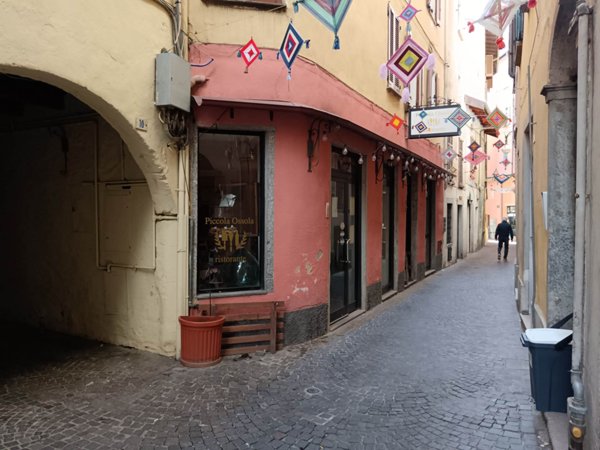 negozio in vendita a Verbania in zona Intra