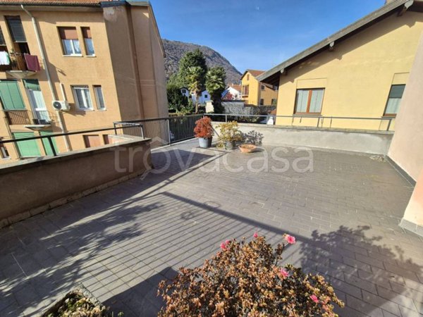 appartamento in vendita a Verbania in zona Intra