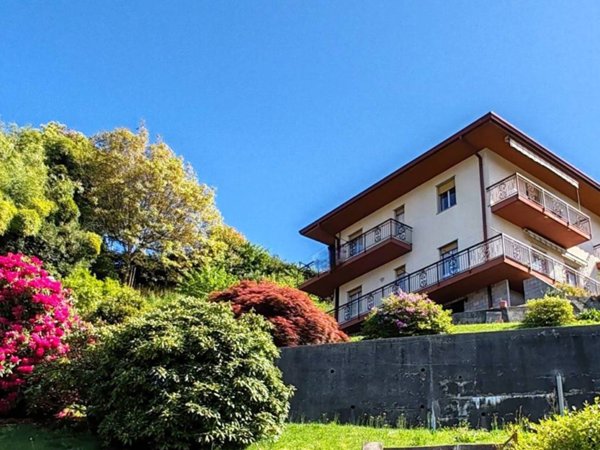 casa indipendente in vendita a Verbania in zona Intra