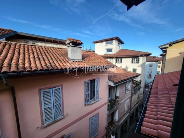 appartamento in vendita a Verbania in zona Intra