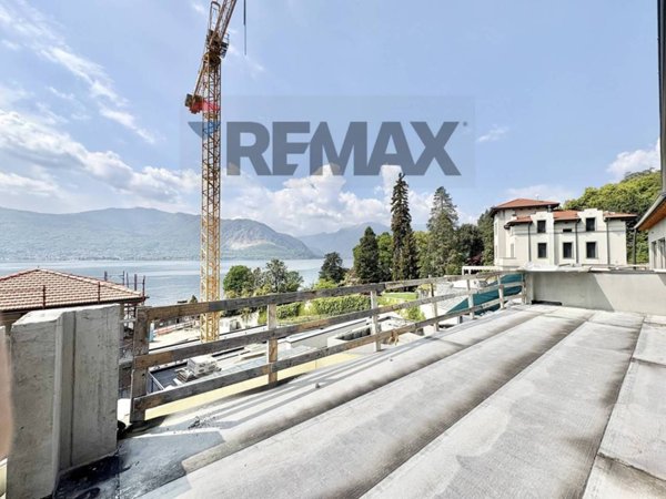 casa indipendente in vendita a Verbania in zona Fondotoce