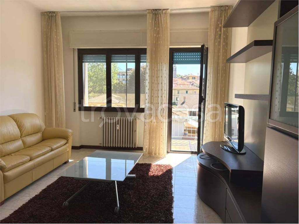 appartamento in vendita a Verbania in zona Pallanza