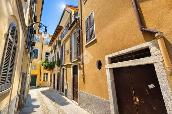 appartamento in vendita a Verbania in zona Pallanza