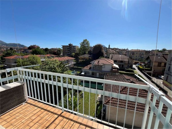 appartamento in vendita a Verbania in zona Pallanza
