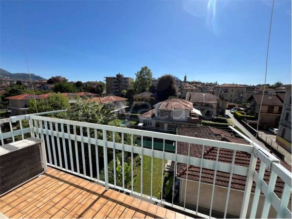 appartamento in vendita a Verbania in zona Pallanza