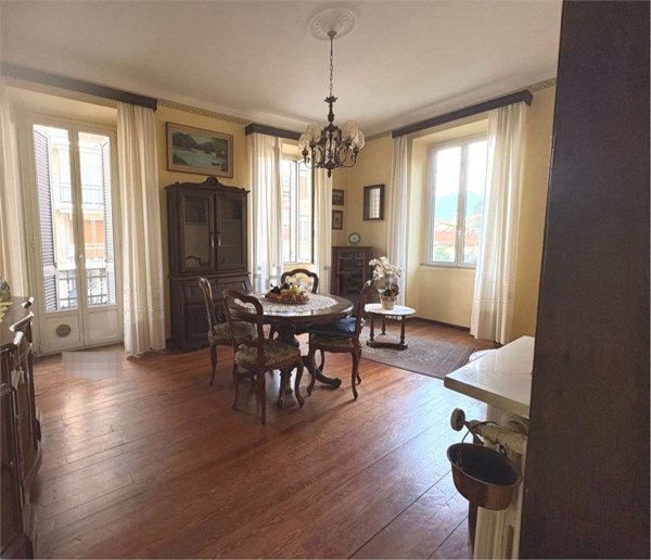 appartamento in vendita a Verbania in zona Intra