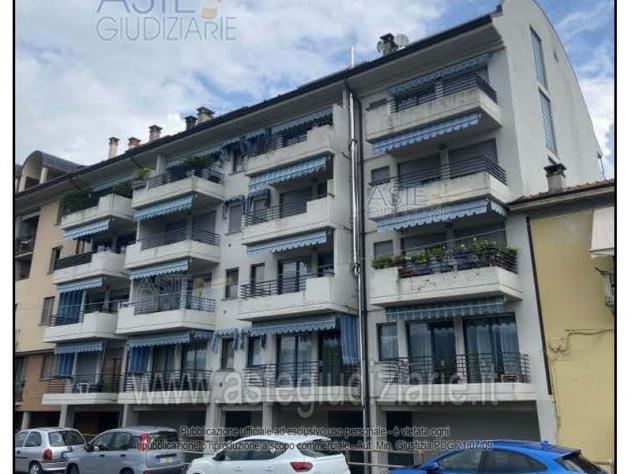 appartamento in vendita a Verbania in zona Intra