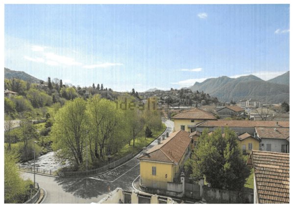 appartamento in vendita a Verbania in zona Intra