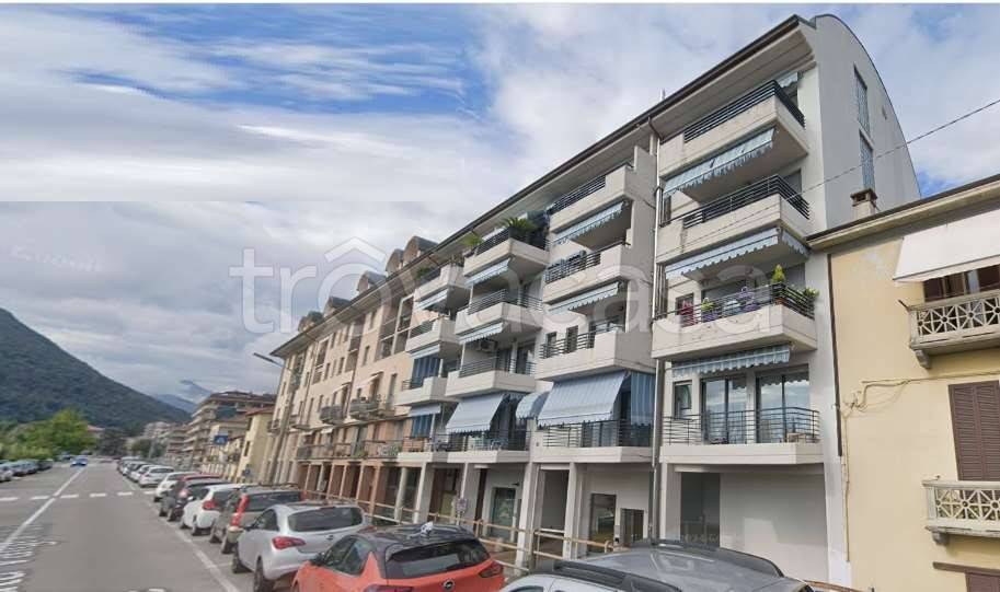 appartamento in vendita a Verbania in zona Intra
