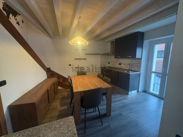 casa indipendente in vendita a Verbania in zona Trobaso
