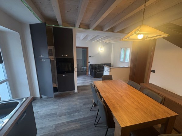 casa indipendente in vendita a Verbania in zona Trobaso