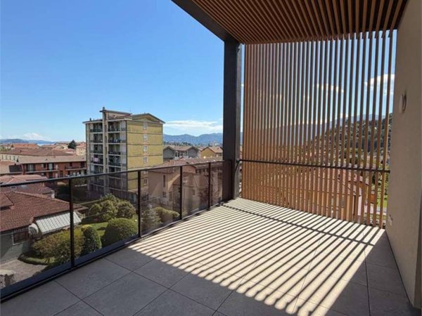 appartamento in vendita a Verbania in zona Intra