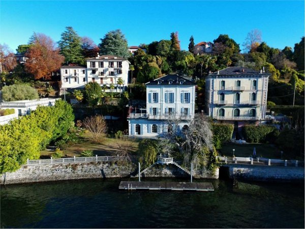 casa indipendente in vendita a Verbania in zona Pallanza