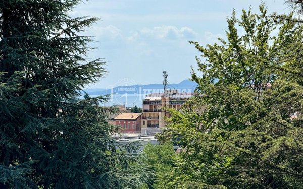 appartamento in vendita a Verbania in zona Intra