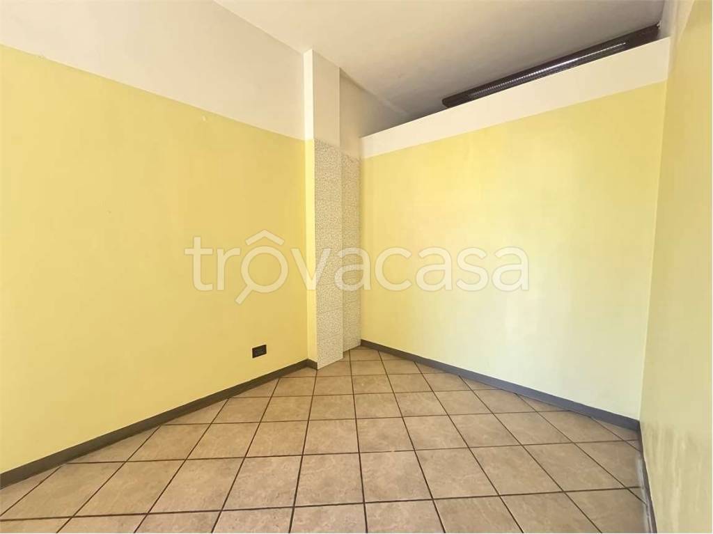 negozio in vendita a Verbania in zona Pallanza