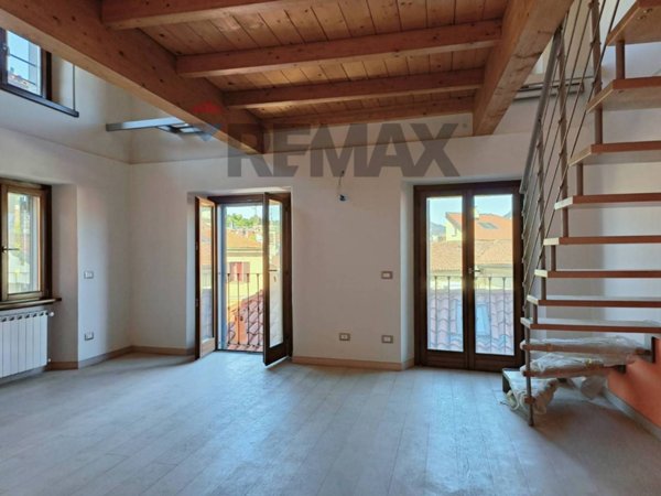 appartamento in vendita a Verbania in zona Intra
