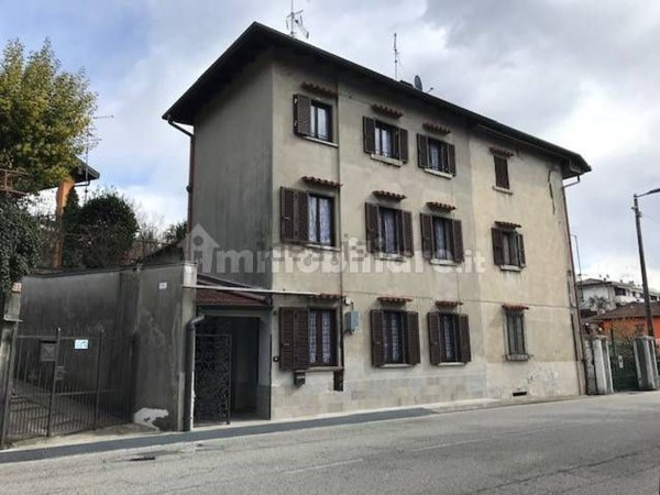 appartamento in vendita a Verbania in zona Fondotoce