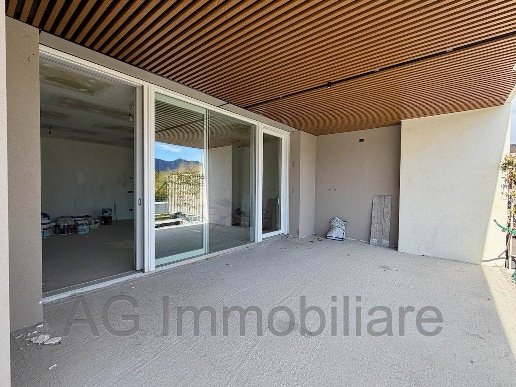 appartamento in vendita a Verbania in zona Intra