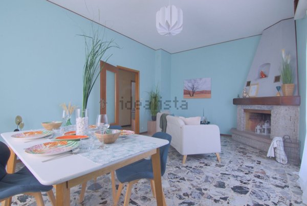 casa indipendente in vendita a Verbania in zona Suna