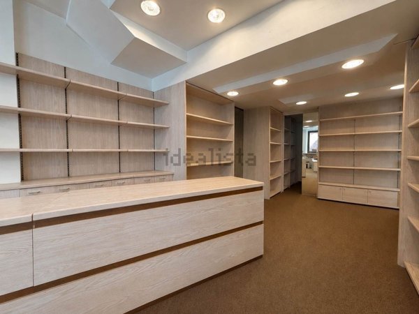 ufficio in vendita a Verbania in zona Intra