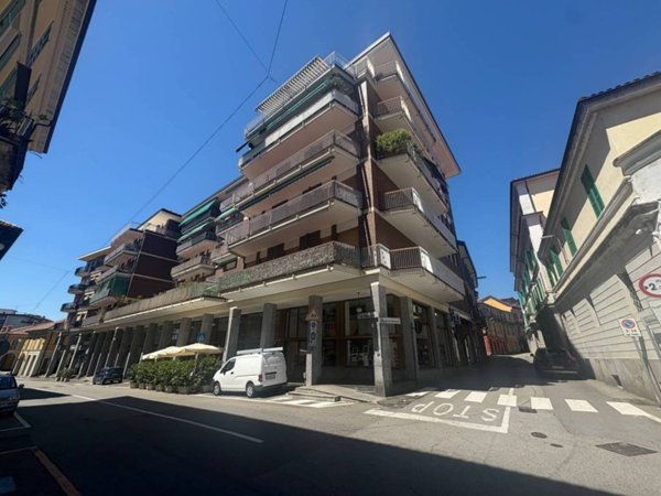 appartamento in vendita a Verbania in zona Pallanza