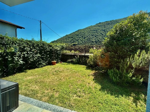 appartamento in vendita a Verbania in zona Trobaso