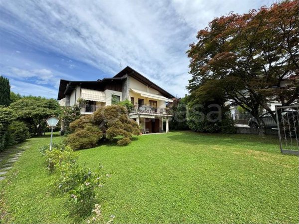 casa indipendente in vendita a Verbania in zona Biganzolo